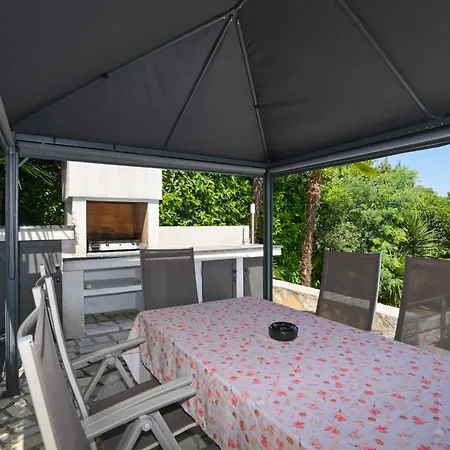 Family-friendly With Swimming Pool - 7916 Opatija