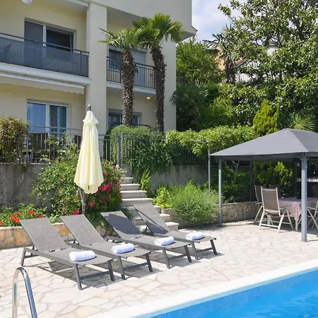 Family-friendly With Swimming Pool - 7916 Apartmán Opatija