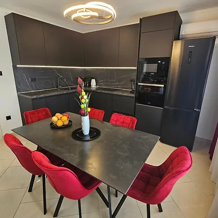 Apartman Family-friendly With Swimming Pool - 7916 *