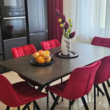 Family-friendly With Swimming Pool - 7916 Apartman Opatija