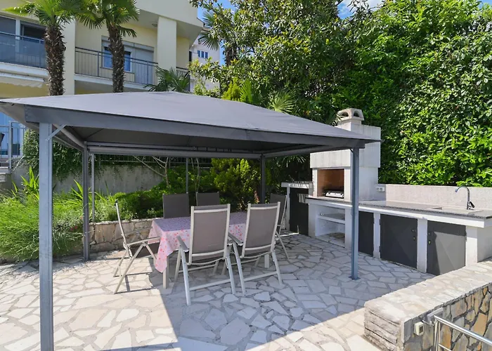 Apartament Family-friendly With Swimming Pool - 7916 Opatija