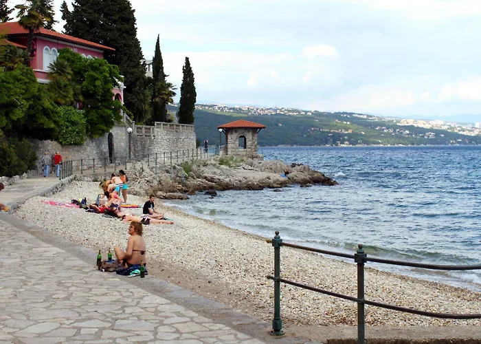 Family-friendly With Swimming Pool - 7916 Apartament *