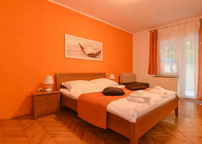 Family-friendly With Swimming Pool - 7916 Opatija