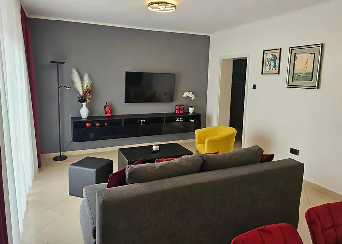 Apartmán Family-friendly With Swimming Pool - 7916 Opatija