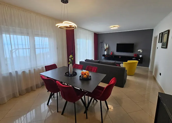 Family-friendly With Swimming Pool - 7916 Apartmán Opatija